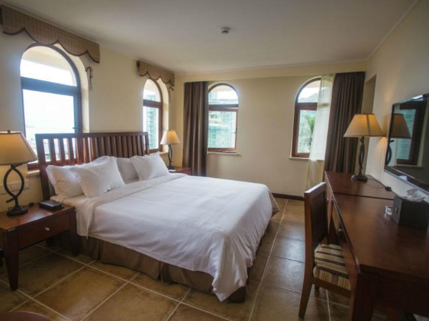 Yuhuayuan Seaview Hotel Sanya Exterior photo